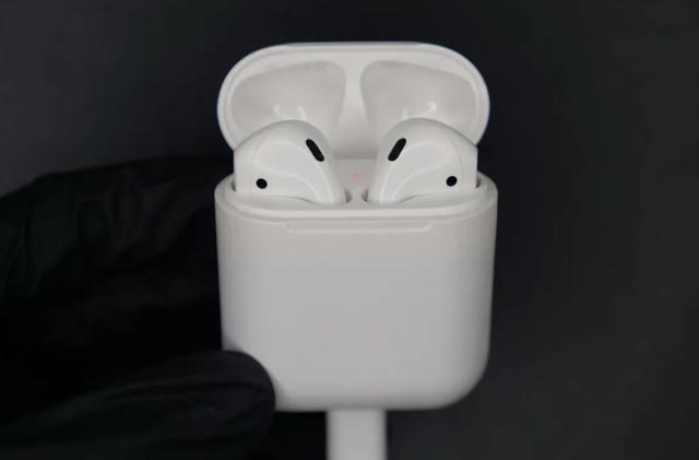 苹果手机耳机插孔苹果有线耳机插口在哪-第3张图片-平心在线