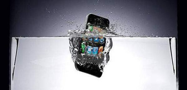 苹果手机入水怎么办苹果手机进水怎么处理